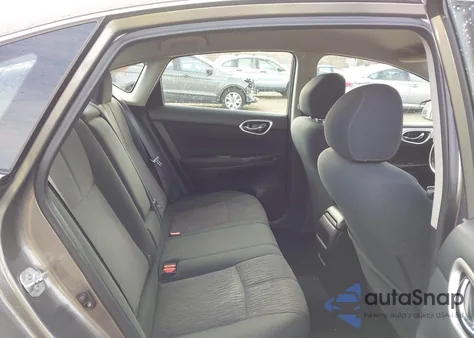 2015 Nissan Sentra Fe+ S/S/Sl/Sr/Sv z USA, uszkodzony, nr VIN 3N1AB7AP9FL664556